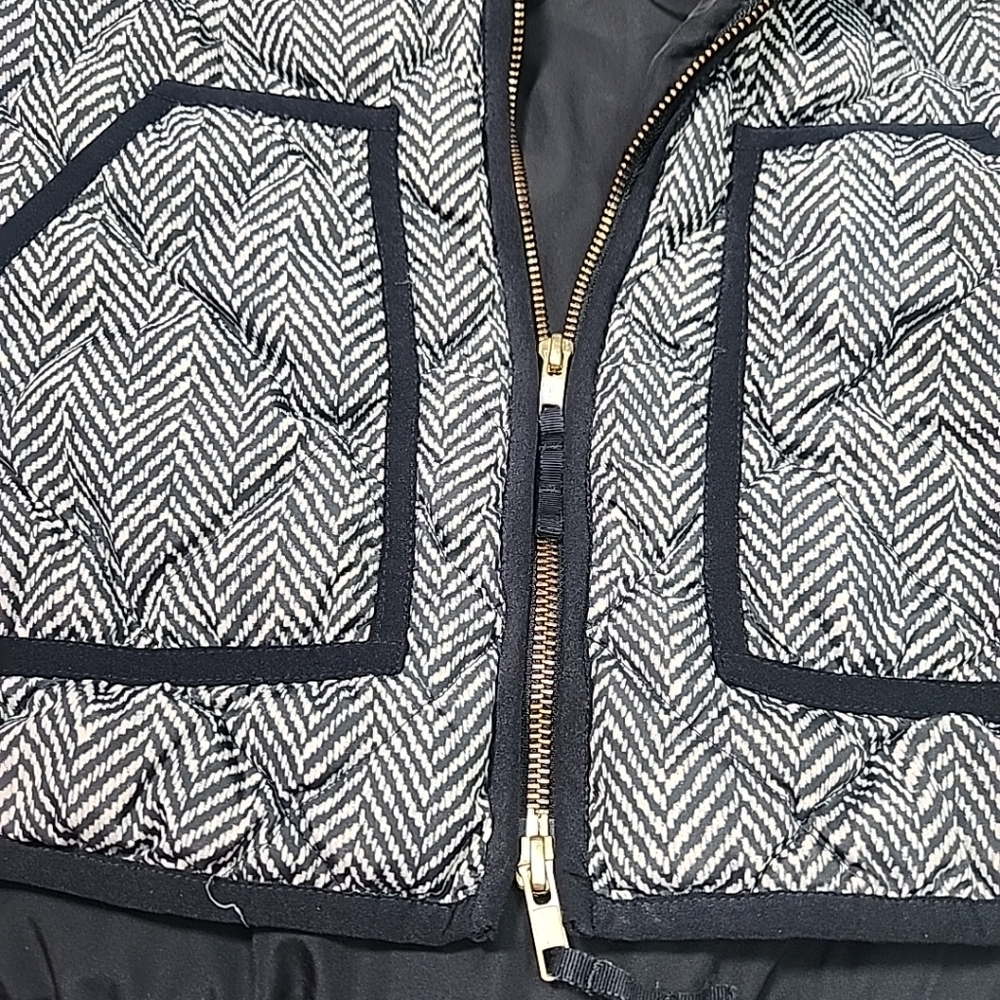 J. Crew Down Quilted Puffer Vest Womens XSmall Herringbone Black Cream - Picture 5 of 8